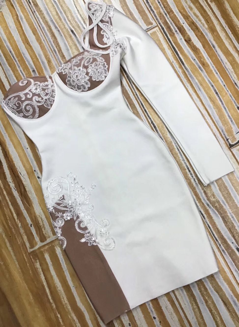 High Quality White Long Sleeve One Shoulder Rayon Bandage Dress Homecoming Party Bodycon Dress Vestidos