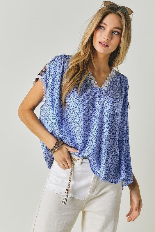 PRINTED LACE V NECK SHORT SLEEVE LOOSE TOP