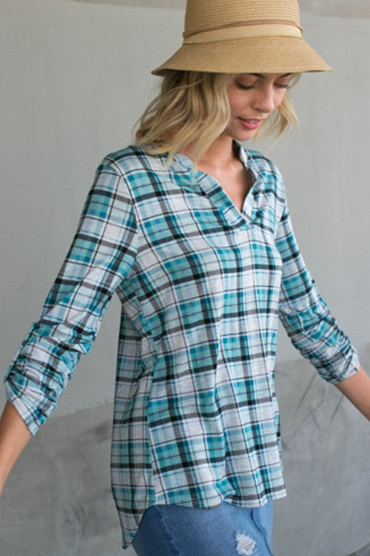 PLAID SPLIT NECK ROLL TAP LONG SLEEVE HIGH LOW TOP