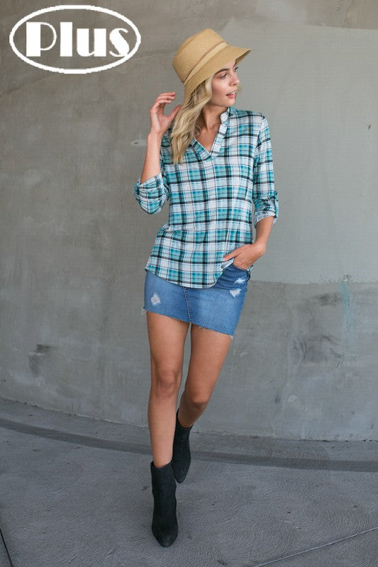 PLAID SPLIT NECK ROLL TAP SLEEVE HIGH LOW PLUS TOP