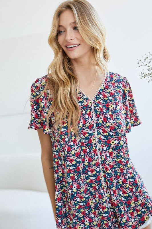 FLORAL PRINTED V NECK SHORT SLEEVE TOP