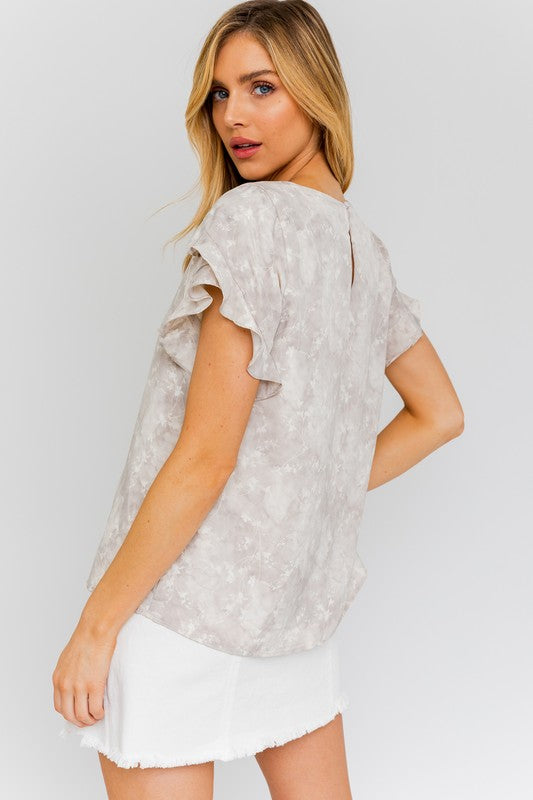 S/S OVERLAP RUFFLE SLEEVE DITSY PRINT TOP