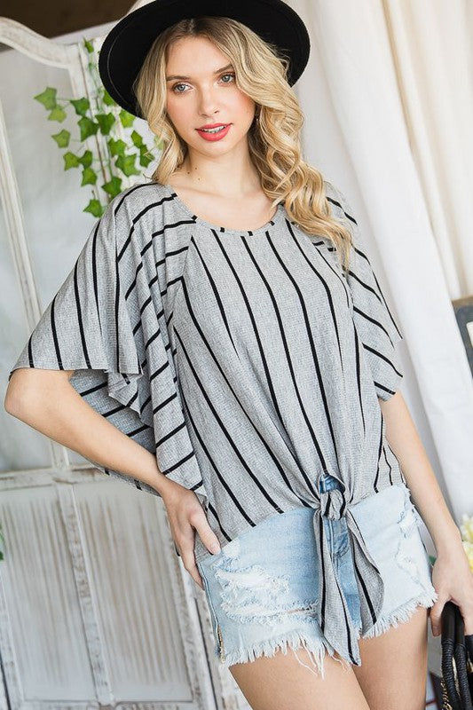 STRIPE PRINT TIE HEM ROUND NECK CAPE SLEEVE TOP