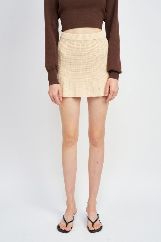 PLEATED MINI SKIRT WITH ELASTIC WAISTBAND