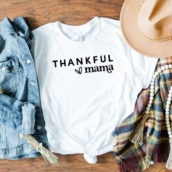 Thankful Mama Bold Heart Short Sleeve Graphic Tee