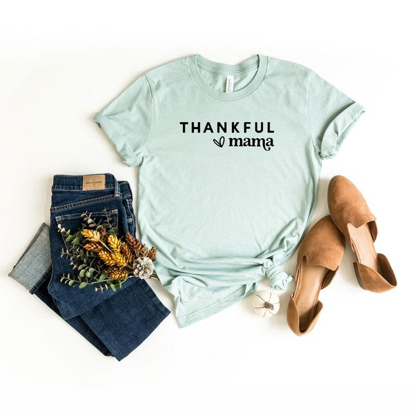 Thankful Mama Bold Heart Short Sleeve Graphic Tee