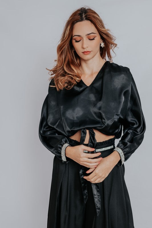 ASHE TIE FRONT LONG SLEEVE CROP TOP