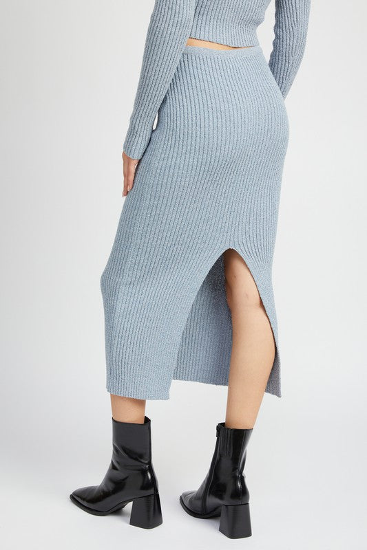 MAXI KNIT SKIRT WITH BACK SLIT