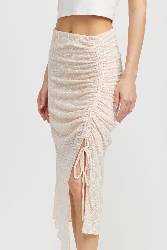 RUCHED LACE SKIT WITH HIGH SLIT