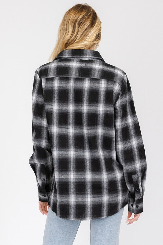 Women's Boyfriend Fit Checker Plaid Flannel Long Sleeve Shirt