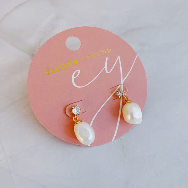 Classy Freshwater Pearl Dangle Earrings