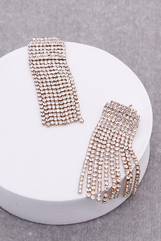 TASSEL RHINESTONE SHORT STUD EARRINGS