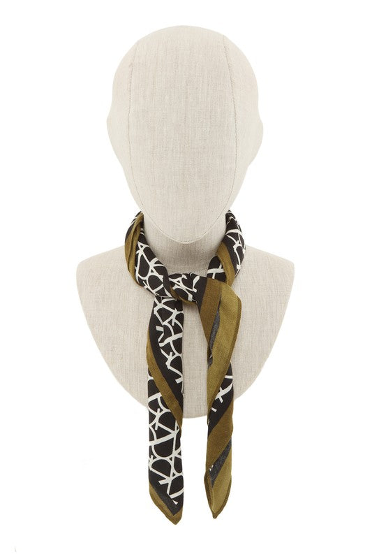 'V' Pattern Print Bandana Scarf