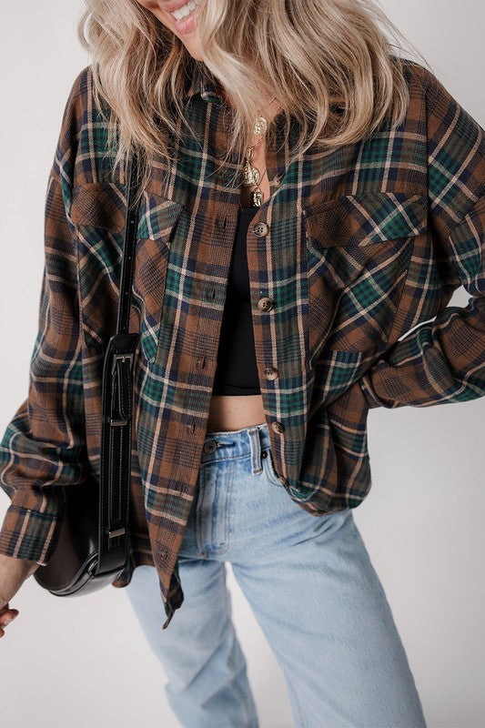 Women Plaid Print Pockets Buttoned Shirt Jacket