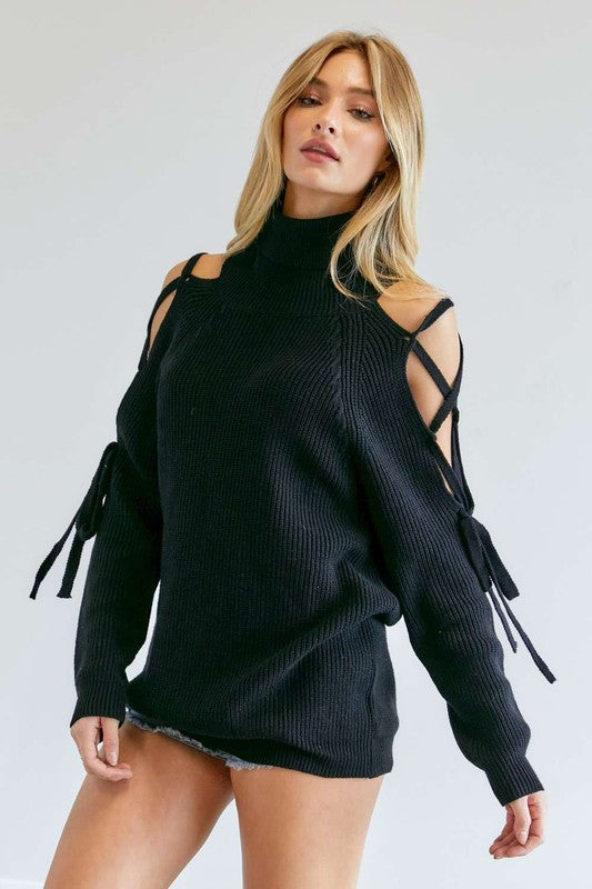 SOLID TURTLE NECK CUTOUT LONG SLEEVE SWEATER