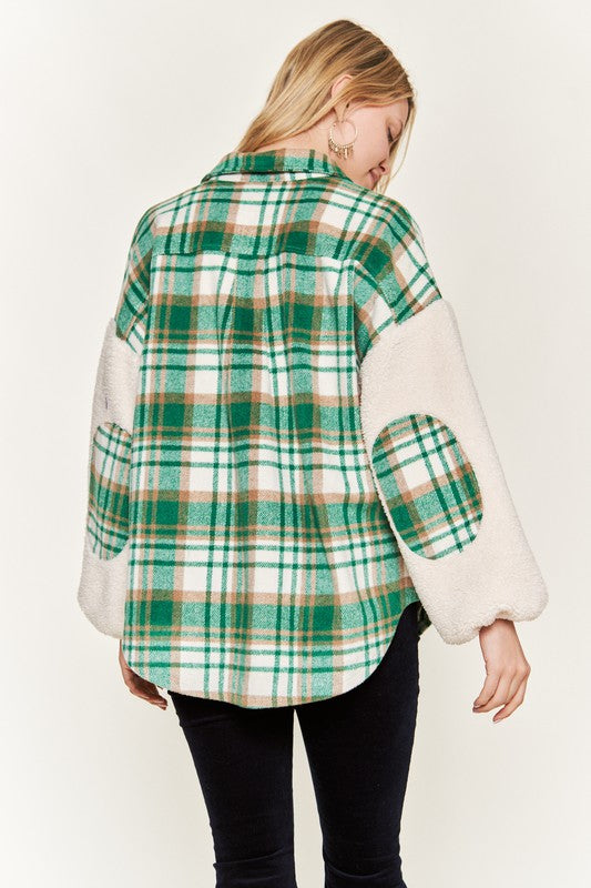 Multi plaid fuzzy sleeve jacket PLUS JJO1023P