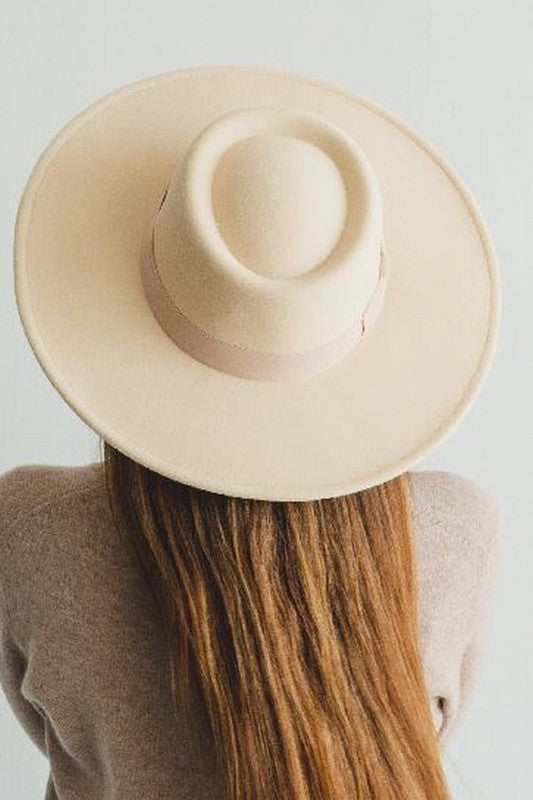 WIDE BRIM BOATER HAT