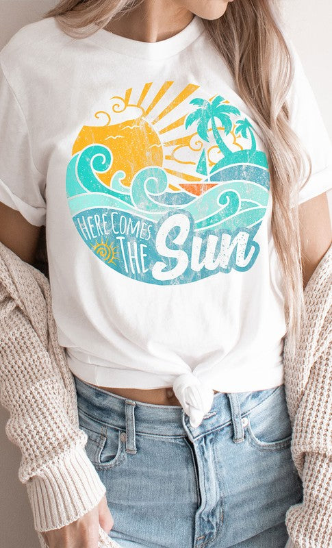 Vintage Here Comes the Sun Beach Graphic Tee