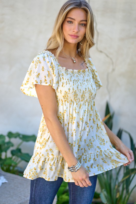 FLORAL PRINTED V NECK RUFFLE TOP