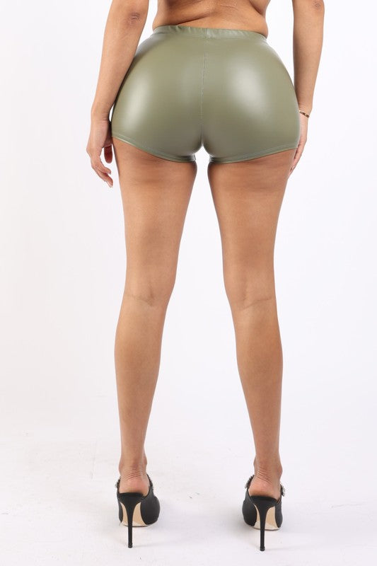 Matte PU shorts