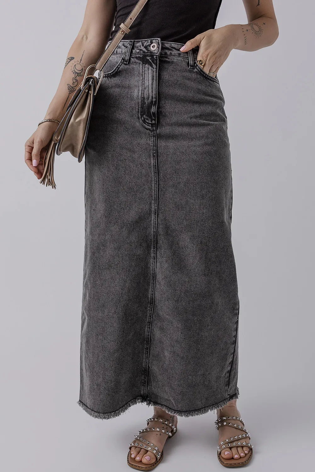 Raw Hem Midi Denim Skirt with Pockets