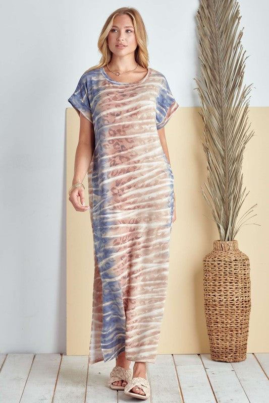 SIDE SLITS MAXI DRESS