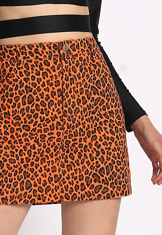 LEOPARD PRINT MINI SKIRT