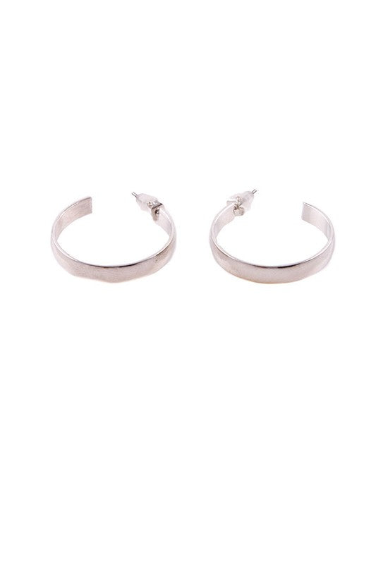 HALF HOOP STUD EARRING